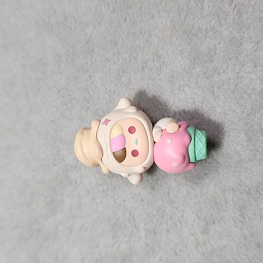 Cute Ice-cream Pucky Figure (Pop Mart)